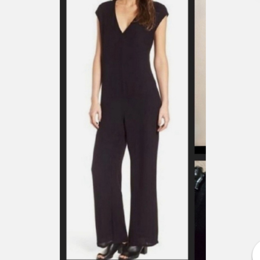 James Perse Crepe Sleeveless Jumpsuit V Neck